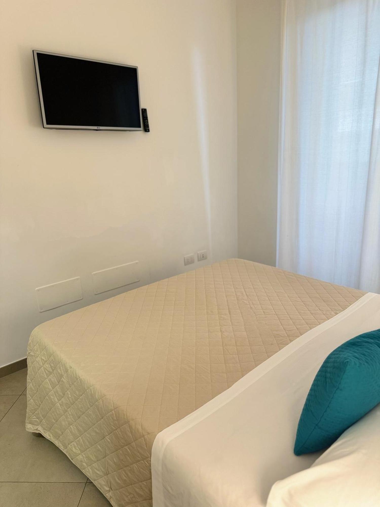Alba B&B Полиняно а Маре Екстериор снимка